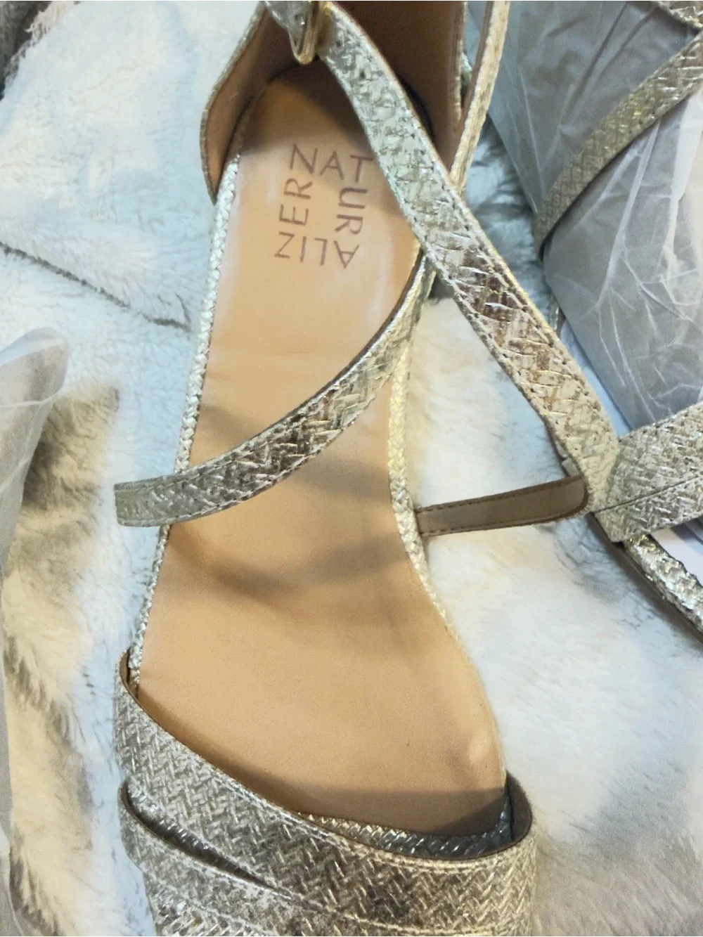 Naturalizer June Strappy Low Block Heel Dress Sandal Cremosa Taupe Leather 10 W
